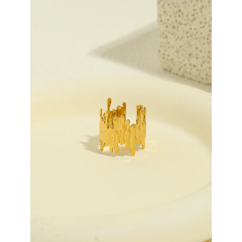 Sculpted Wide Ring