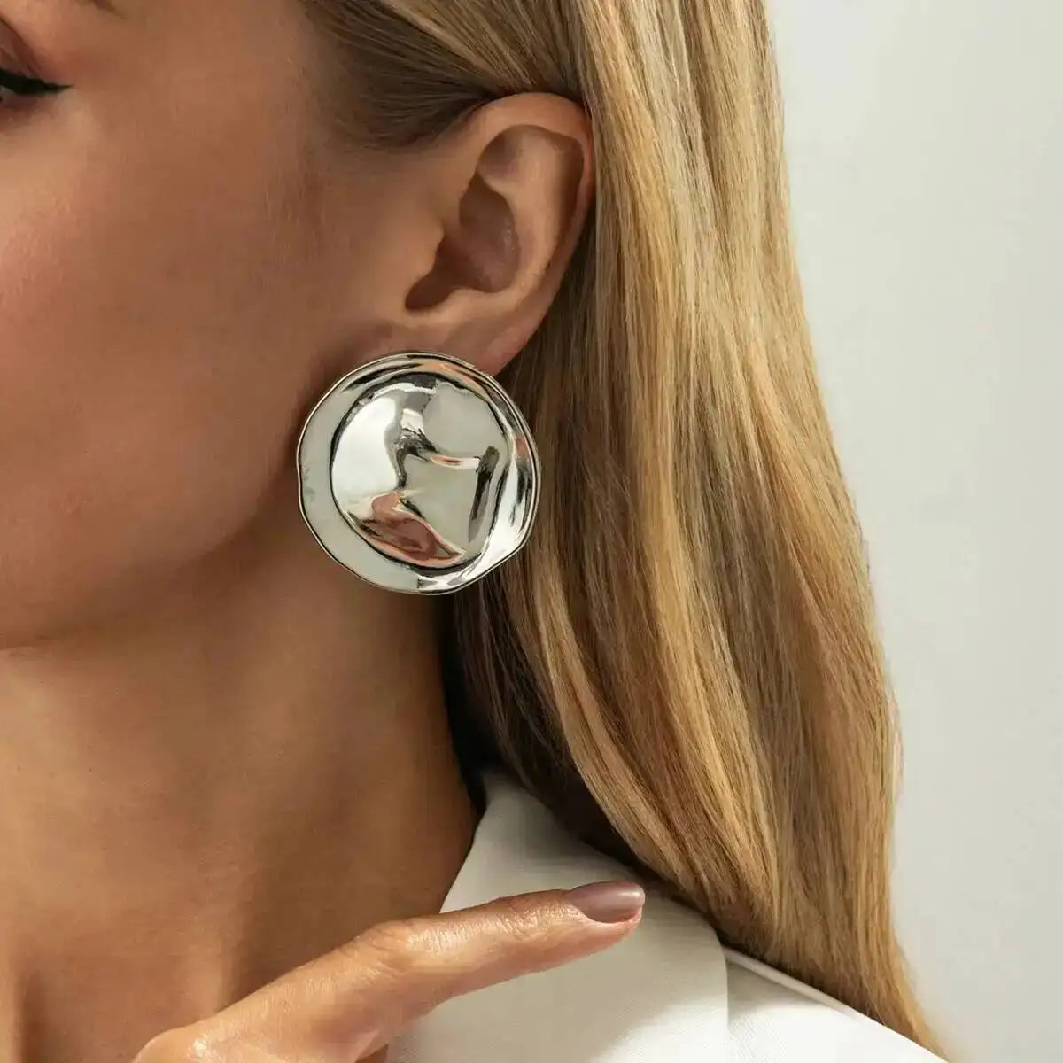 Geometric Round Stud Earrings