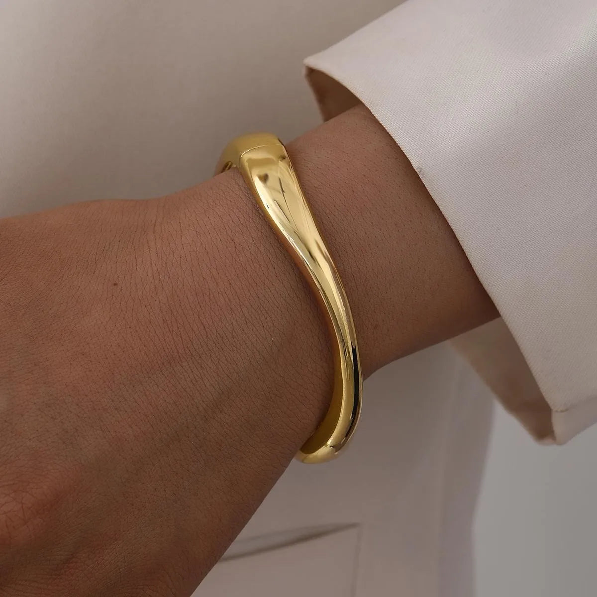 Water Drop Bangle