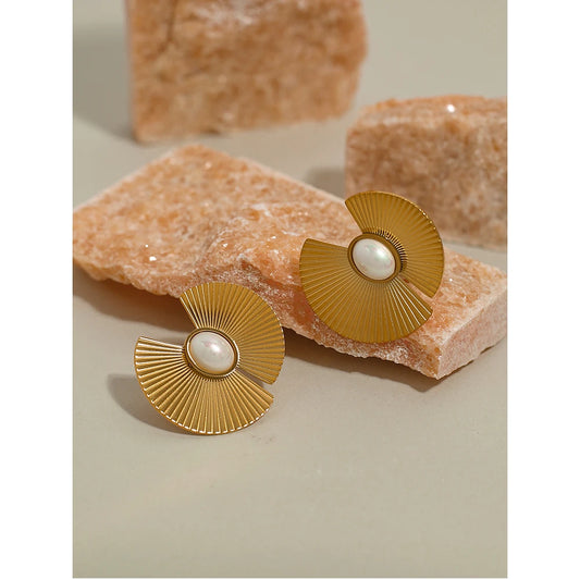 Imitation Pearl Flower Statement Earrings