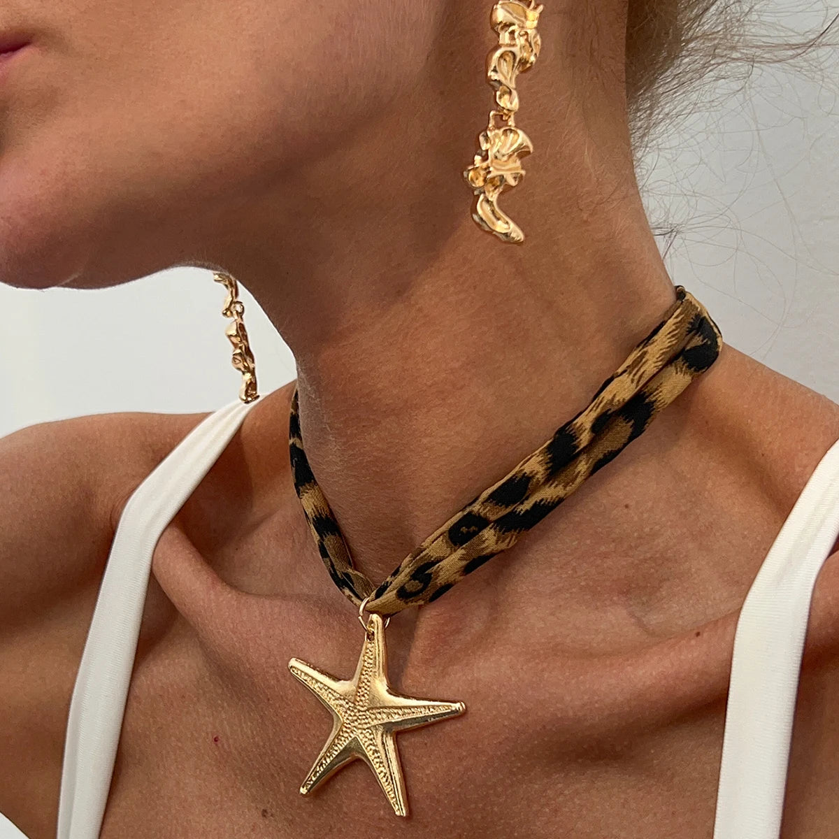 Starfish & Heart Pendant Choker