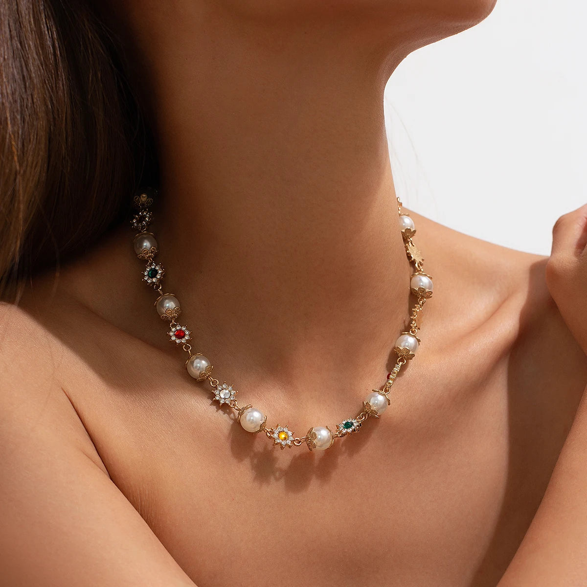 Luxury Pearl Flower Choker Necklace