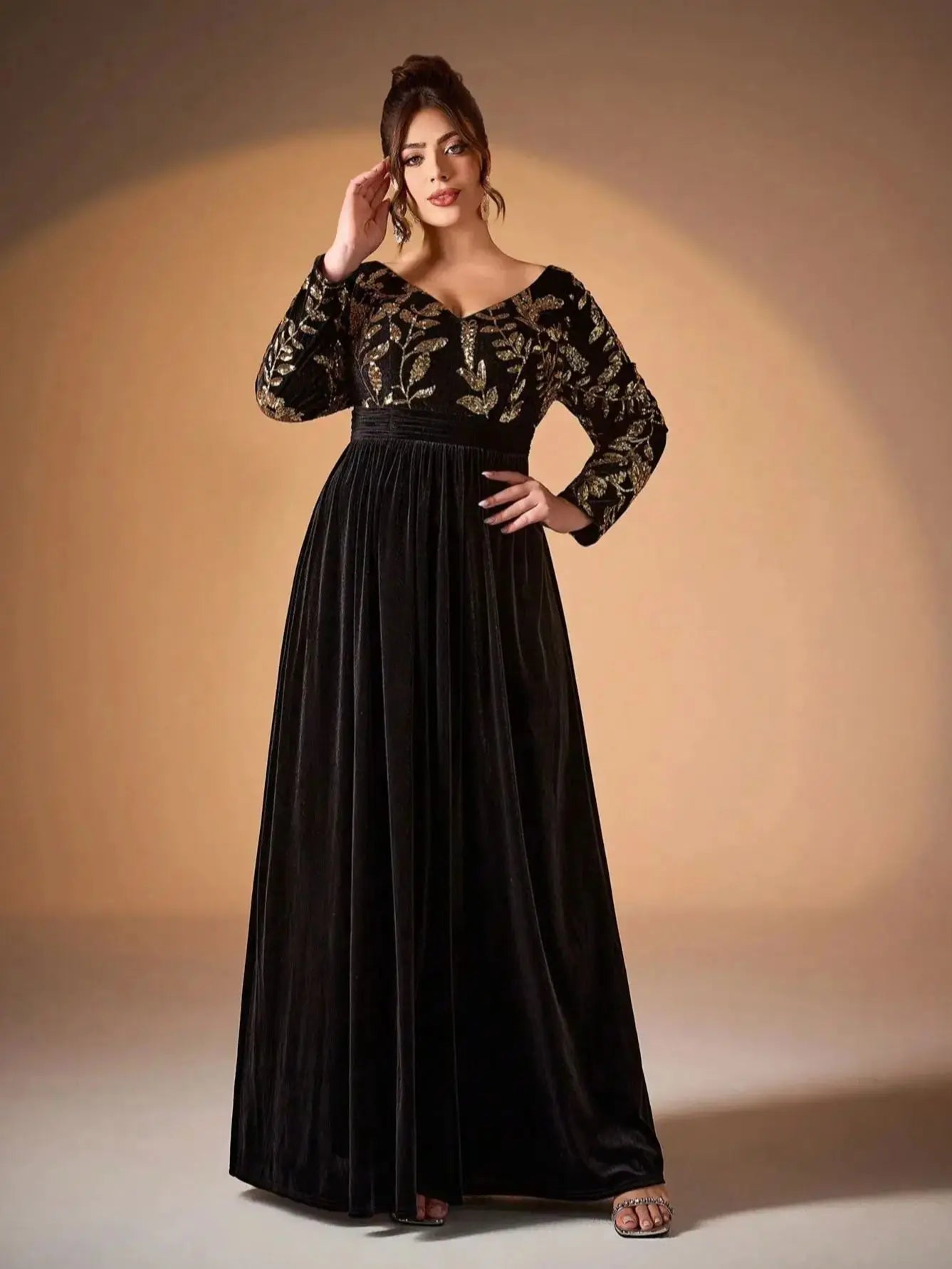 Long Sleeve Velvet Sequin Maxi Dress