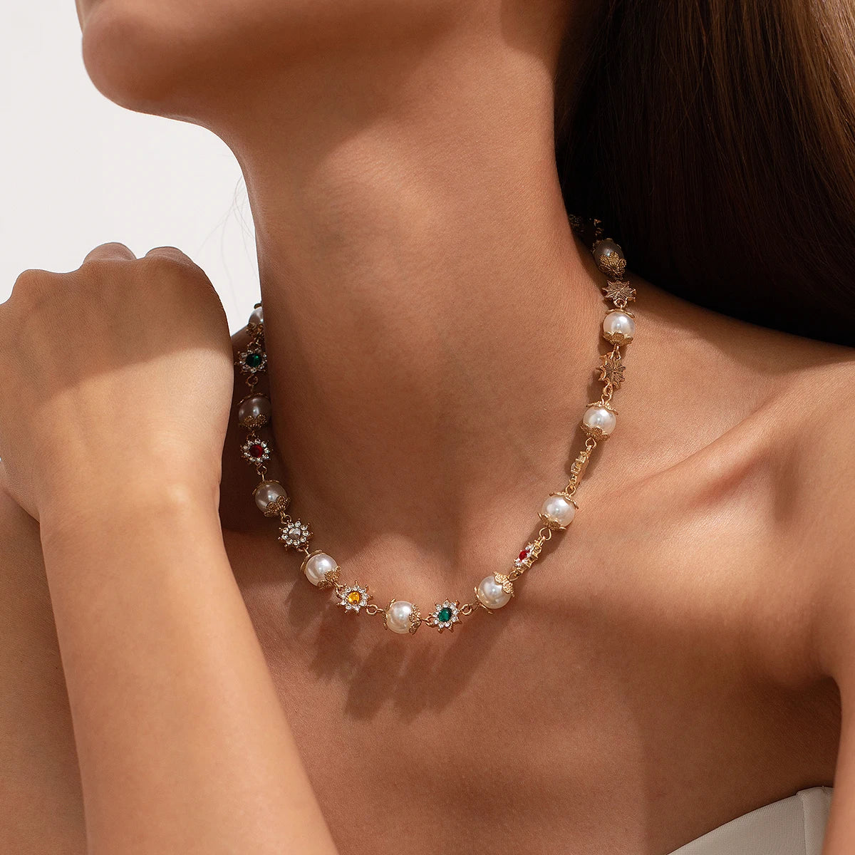 Luxury Pearl Flower Choker Necklace