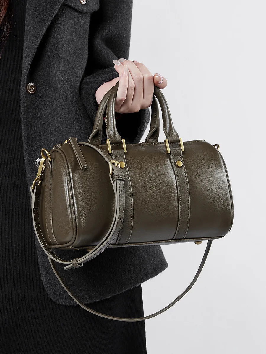 YANATARI Cattle Leather Shoulder Bag