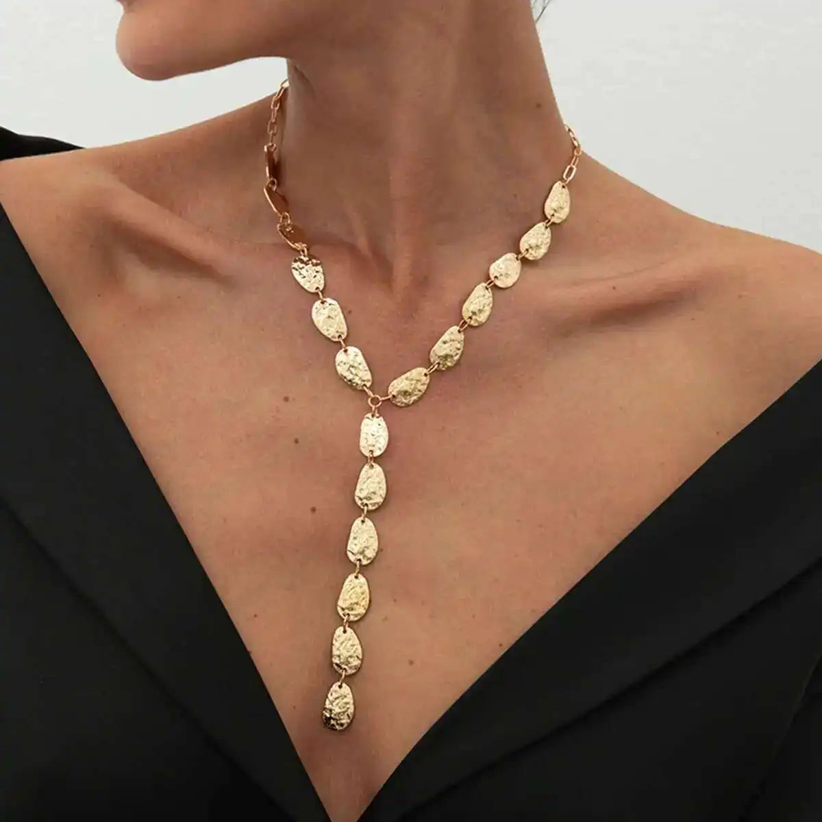 Vintage Baroque Y Pendant Necklace