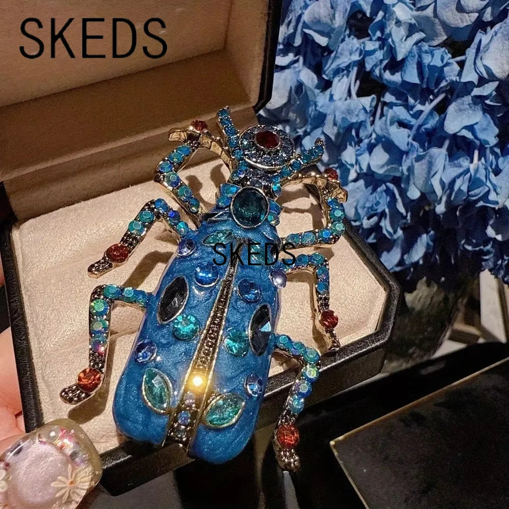 SKEDS Women Full Crystal Exquisite Beetle Brooch Badges Fashion Luxury High-end Elegant Lady Insect Pin Accessories