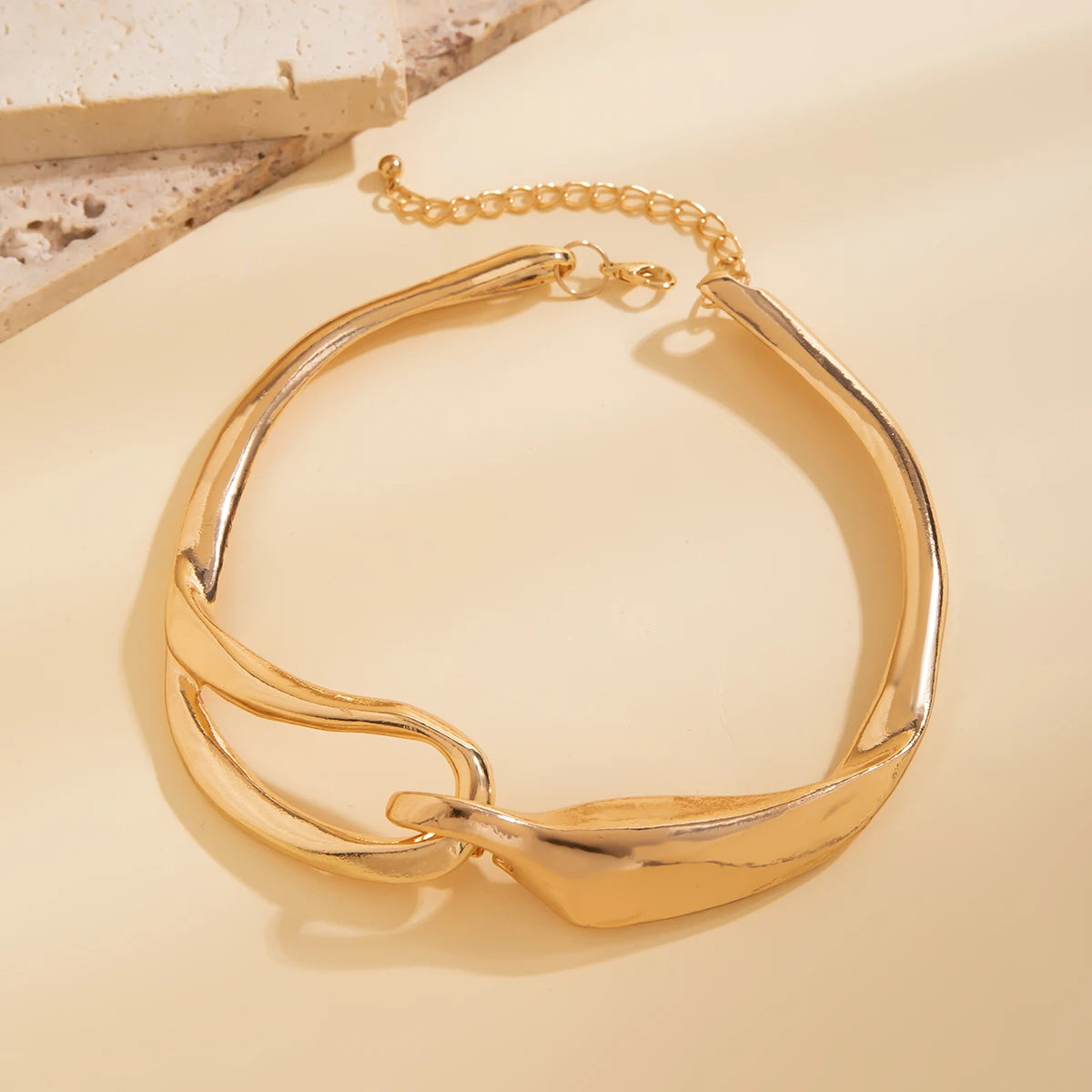 Chunky Metal Chain Choker