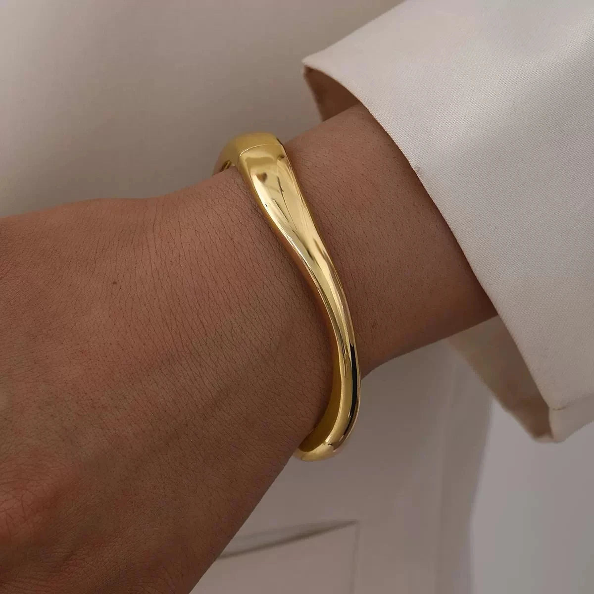 Water Drop Bangle