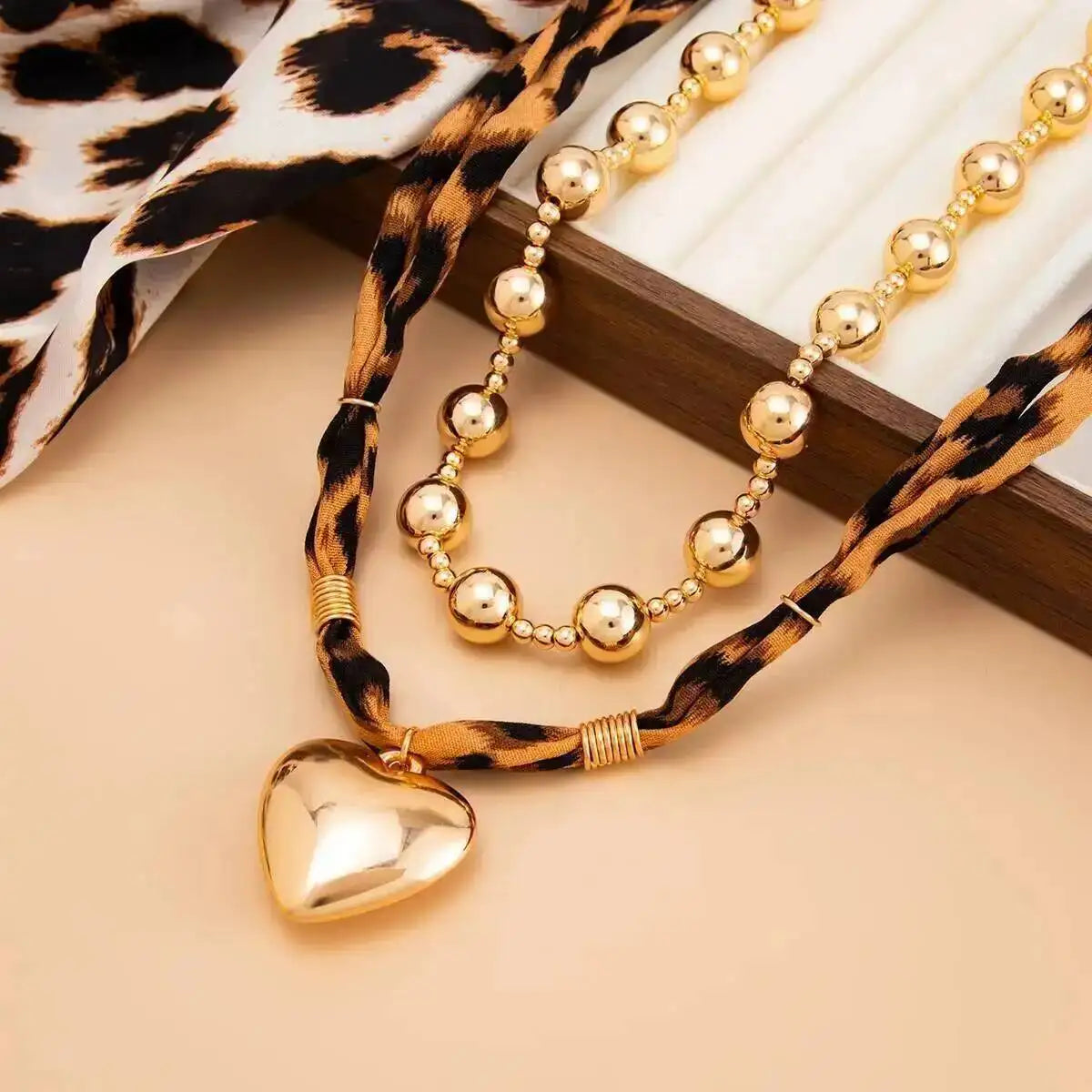 Leopard Heart Pendant Necklace Set