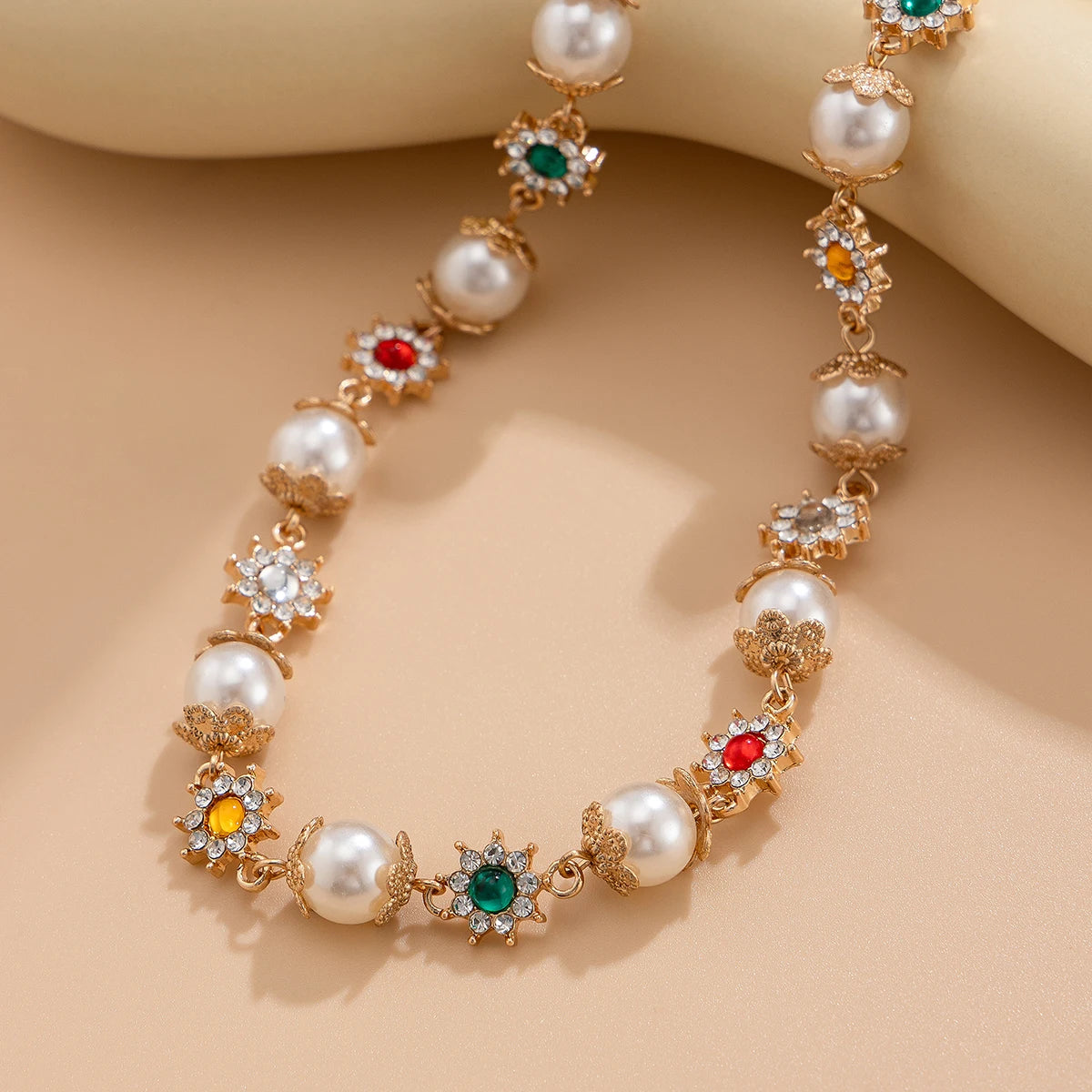 Luxury Pearl Flower Choker Necklace