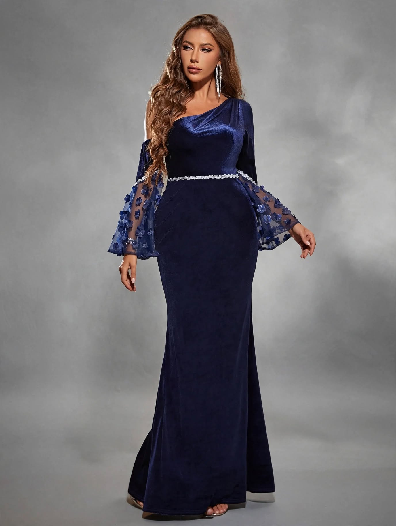 One-Shoulder 3D Floral Velvet Fishtail Dress