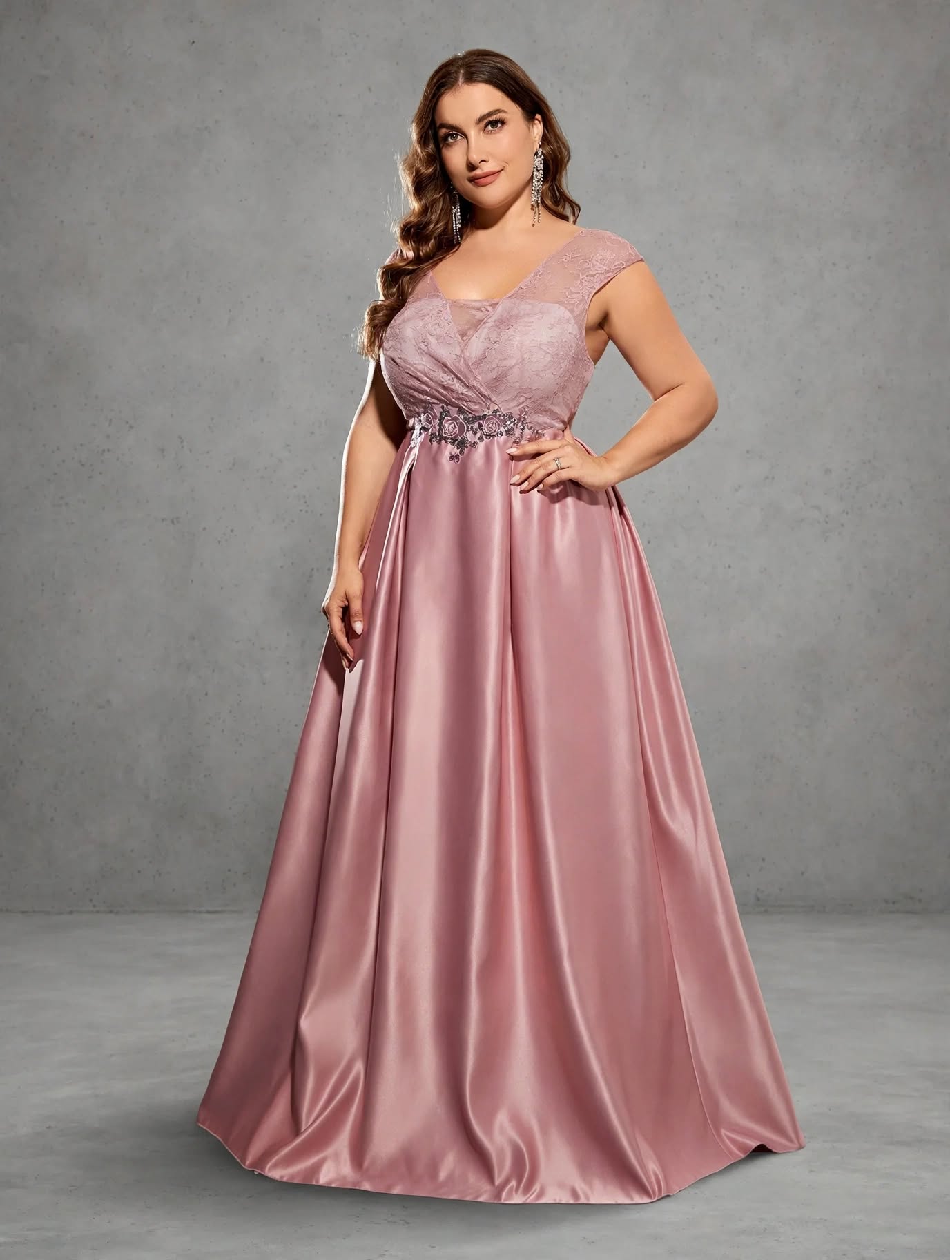 Plus-Size Lace Pleated Dress
