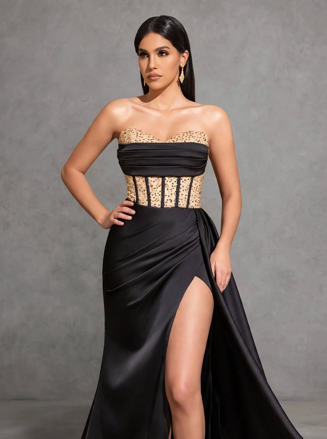 Satin Waist Slimming, Sequin Stitching, Chest Pleats, Slit Floor-length Wedding Dress