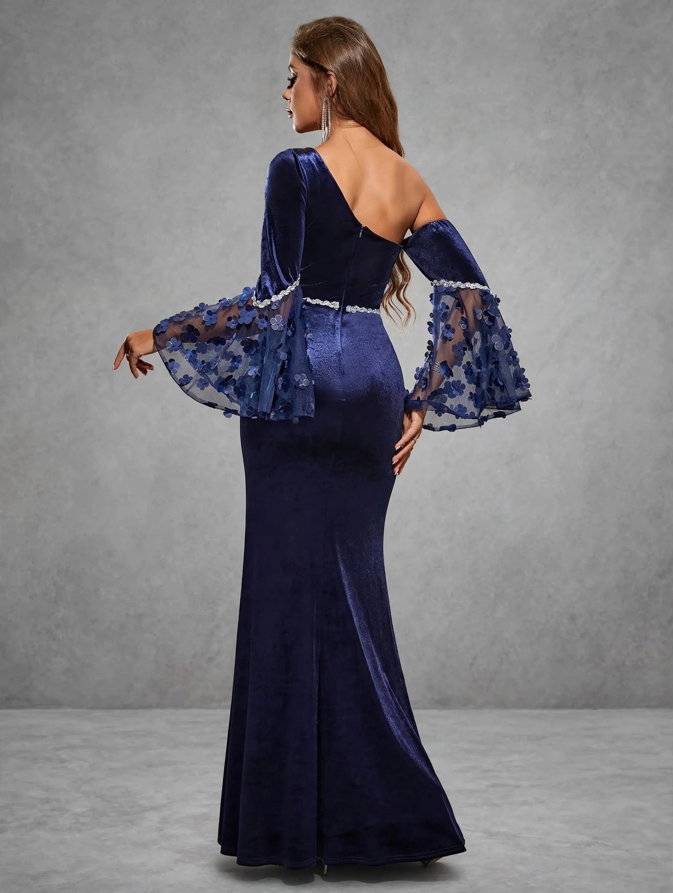 One-Shoulder 3D Floral Velvet Fishtail Dress