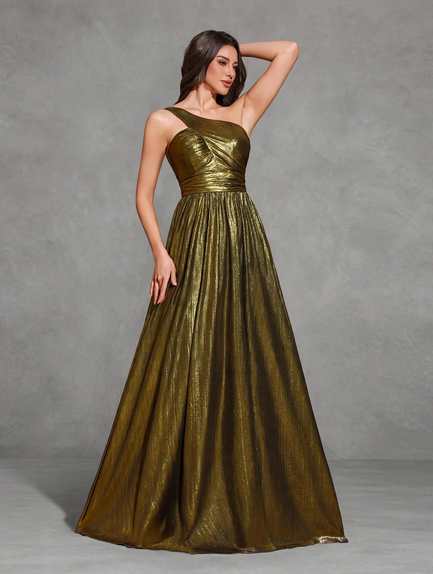 One-shoulder Pleated Two-sided Glossy Strapless Wedding Dress