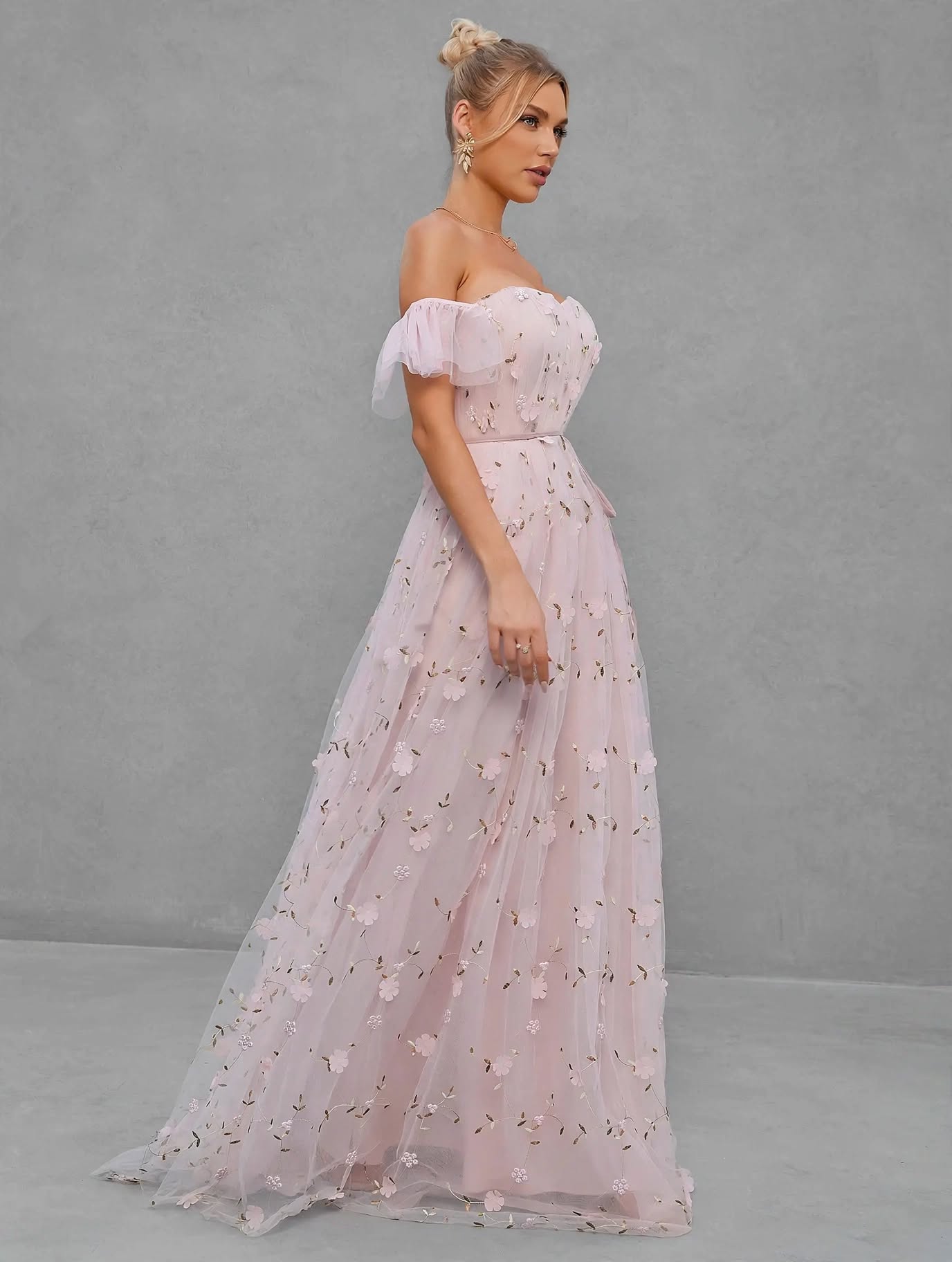 3D Embroidered Lace Evening Gown
